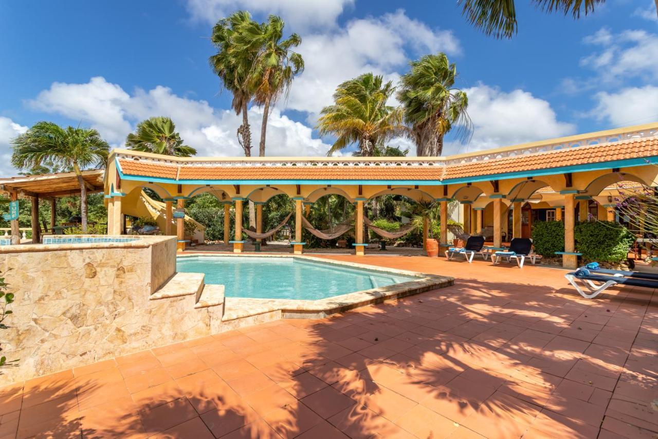 Goood Resort Kralendijk Extérieur photo
